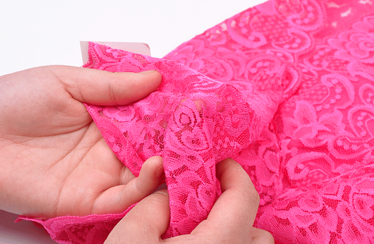 难怪姐姐不穿三角裤!原来三伏天流行“透明式”，难怪性感又迷人