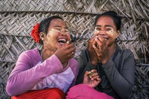 巴瑶族为什么不能上岸，上岸后会发生什么事？看完你就明白了