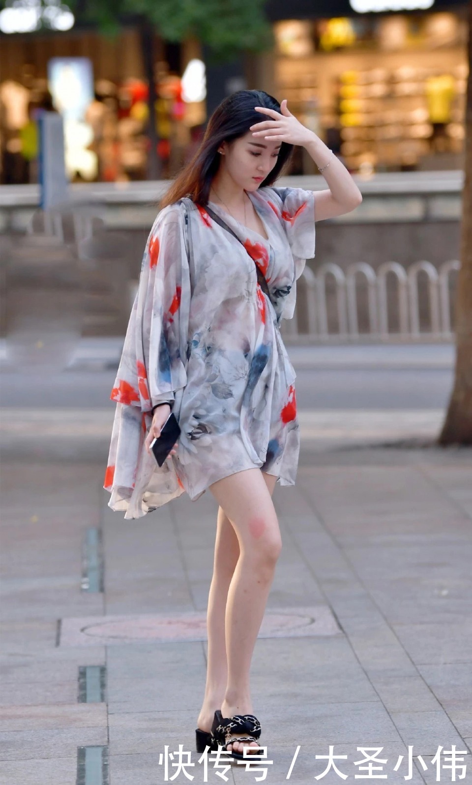  美女|美女街拍：那些穿裙子的小姐姐，审美一个比一个奇葩！