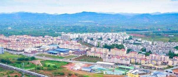 成都发展最差的三个区，一个是天府之国的天府，一个是青白江区