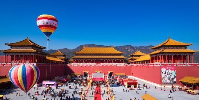 横店影视城：“中国影视梦工厂”成就的三个梦想