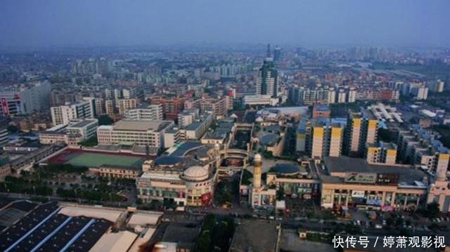  【内衣】广东这座小镇被称为“中国内衣之都”，城建跟地级市差