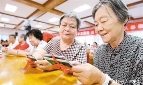  #新农#农村户口，在公司交了五险一金，老家的新农合可以不交吗