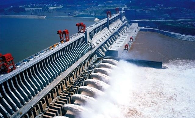 两年后世界最大水电站将不再是三峡, 这个水电站发电量达三峡两倍