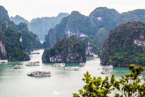 越南的下龙湾 不过是一趟盲人摸象般的旅行