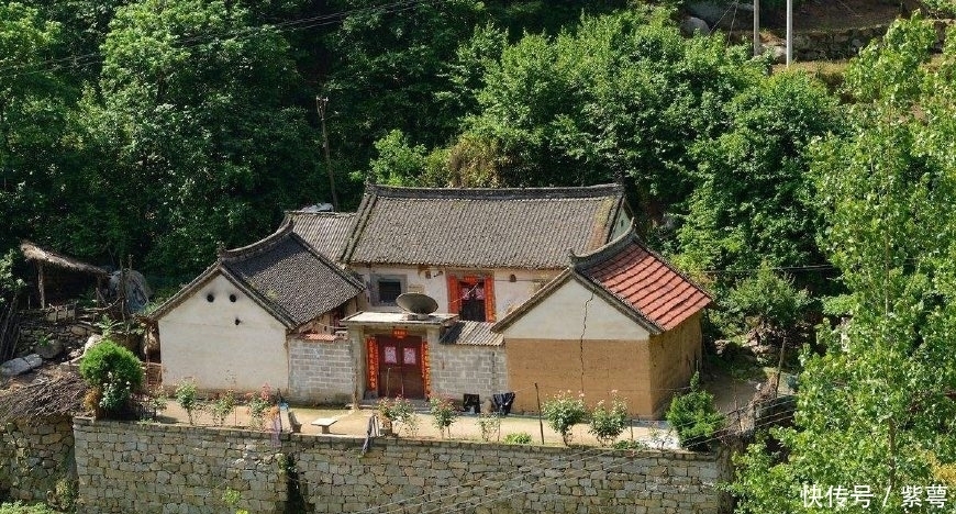 今年起十项费用停收,农民负担小了,四大工程开始,农民有钱赚了！