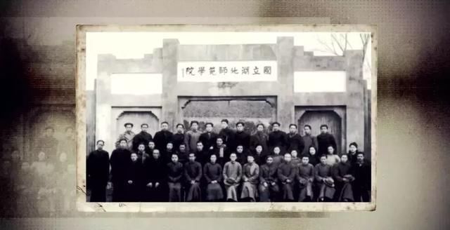 中国影像方志|恩施：大峡谷清江画廊美不胜收 土家族百米长宴歌声