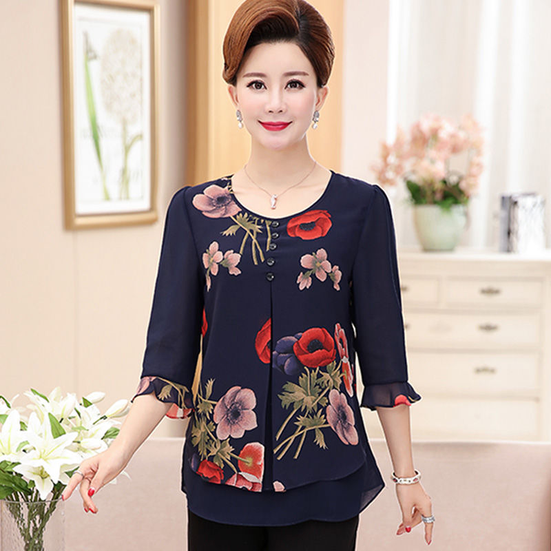 32-58的女人，经济好点的话，学下面穿“小衫”，显嫩又迷人