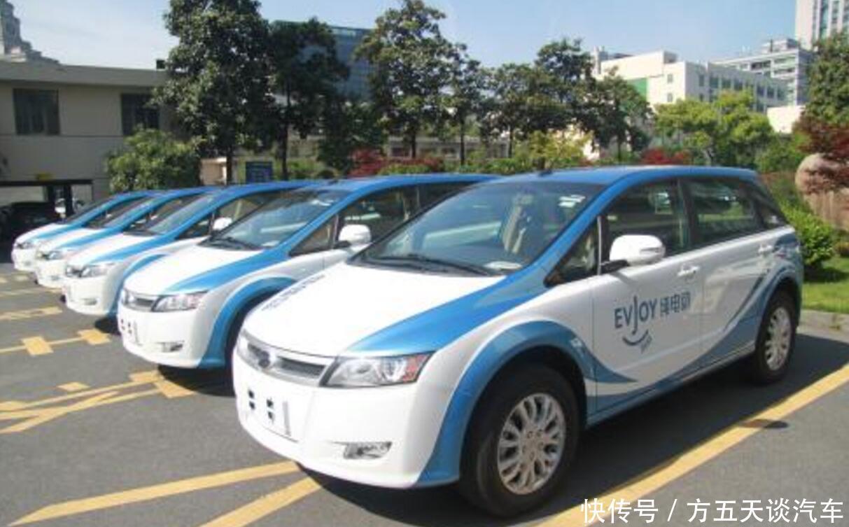 为什么香港出租车司机宁愿开老掉牙的皇冠，也不愿意用新的比亚迪