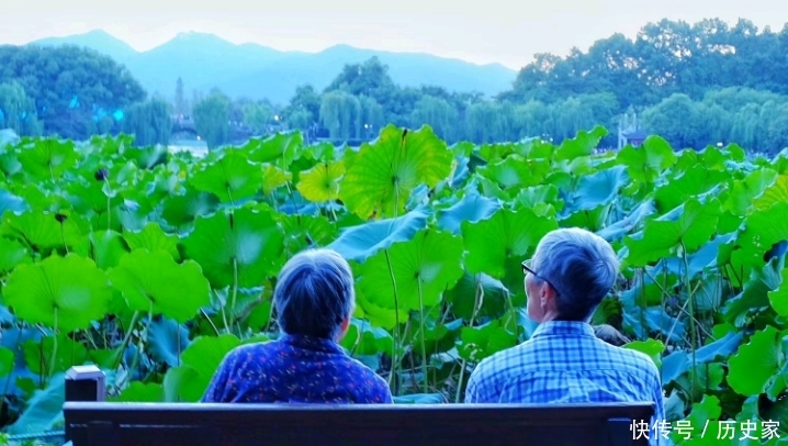 国内最有“背景”的景区,被印在了人民币上,引无数游客前去游玩