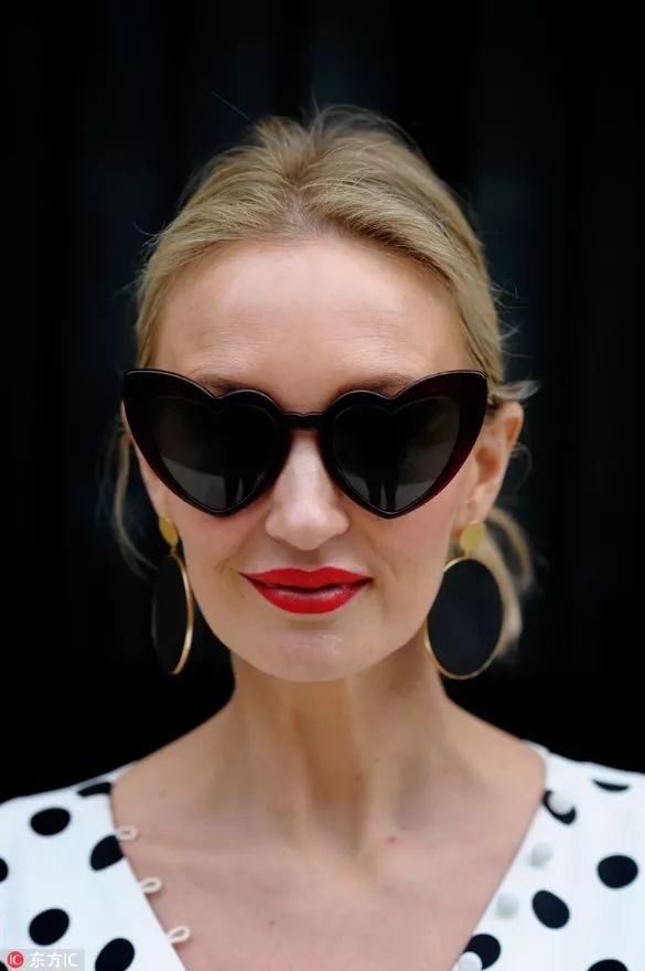 七夕约会当然要把爱穿在身上!