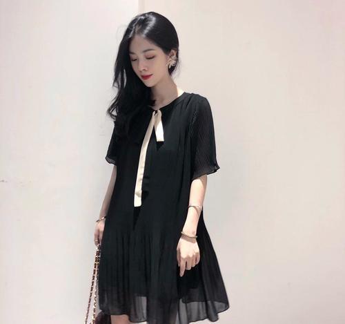 时尚轻奢小黑裙，潮流街头，气质宴会，show动吸睛超有范