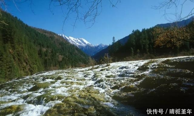 九寨沟国庆或“回归”，震后2年最新航拍照美炸了