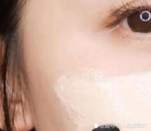  「面膜」化妆师自曝：从不会买这“3种垃圾”化妆品，却都是学生党最爱！