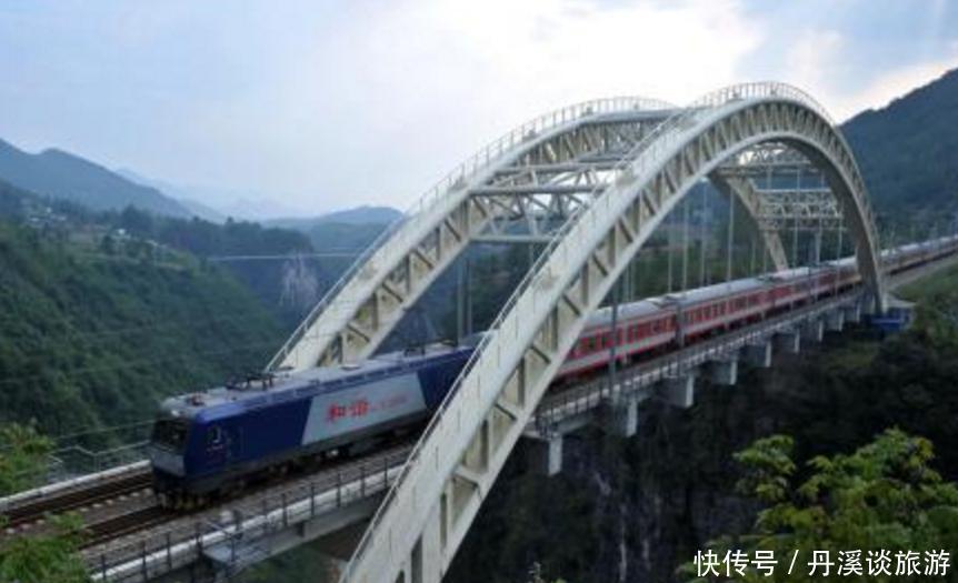 全球最贵的铁路！每公里耗费300千克黄金，而且就在中国