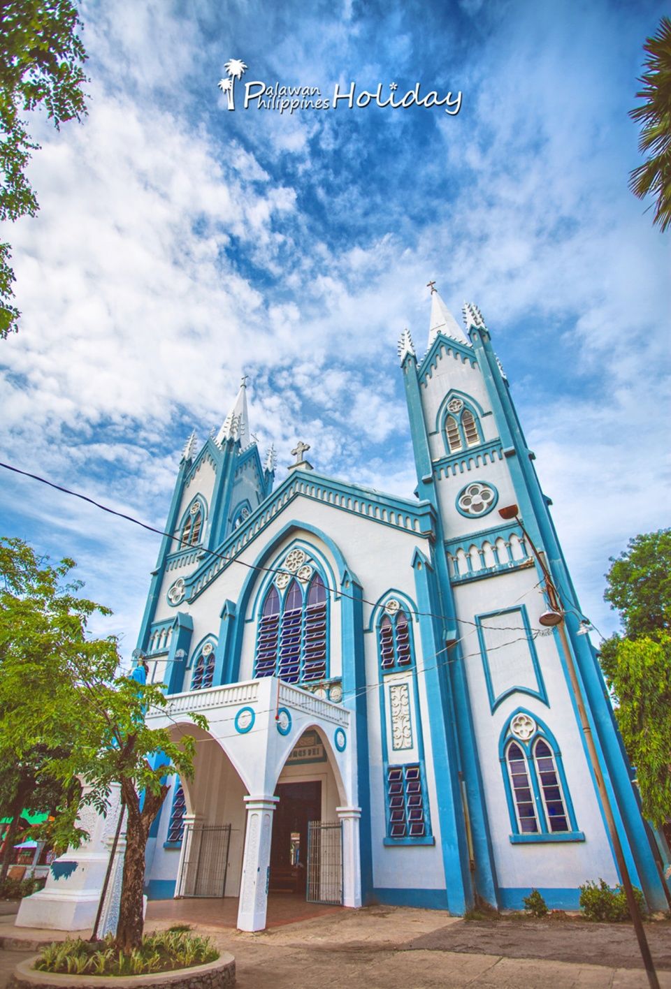 同是东南亚，这国家的旅游一直做不过泰国，网友:自己“作死”!