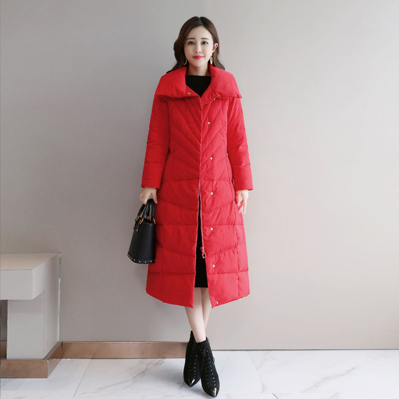 等我有钱了，也都想买这种羽绒服，修身又大气，一件比一件洋气