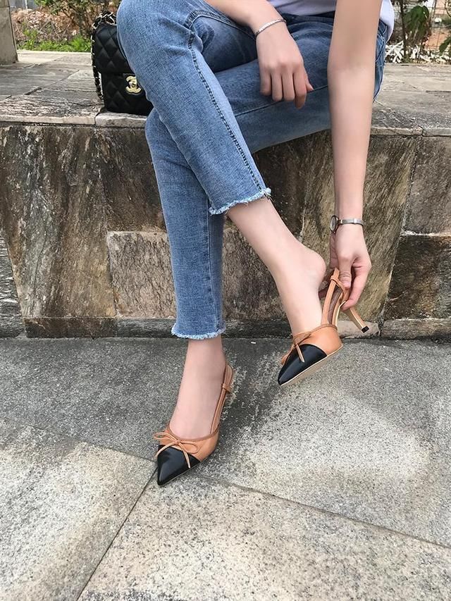 高跟鞋：让女人展现柔性的一面，气质性感