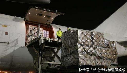 『欧洲』首都到处是中文标志,请中国医护团队吃中餐,此国堪称欧洲巴铁