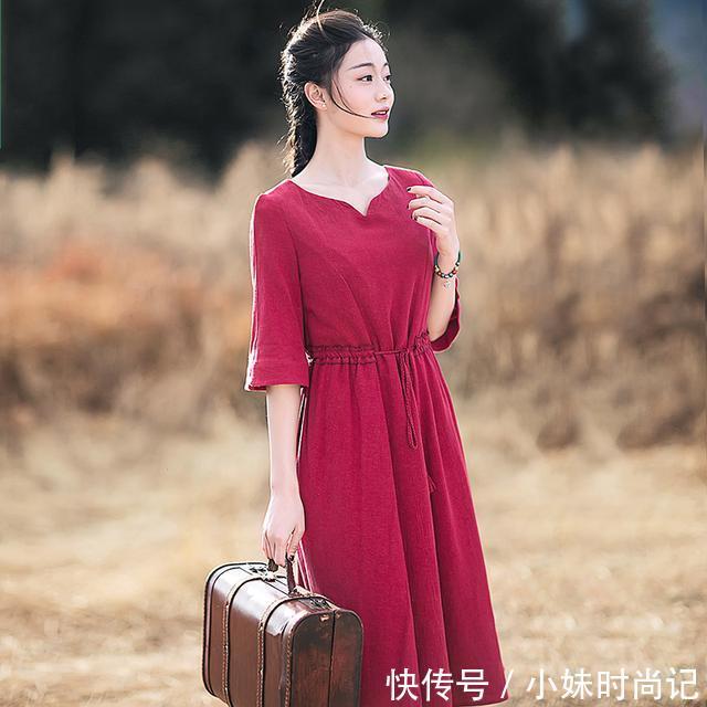『显气质』好看又好穿的连衣裙,搭配高跟鞋气场全开,搭配平底鞋淑女十足