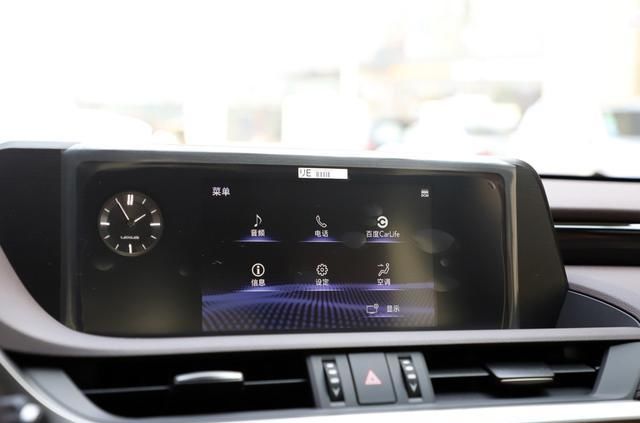  [豪车]这豪车买低配就够了，标配10气囊＋全速自适应巡航，图的就是安心