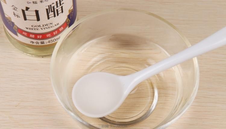 老中医的祛斑秘方:只需白醋+“它”抹下脸，三天消灭黑色素