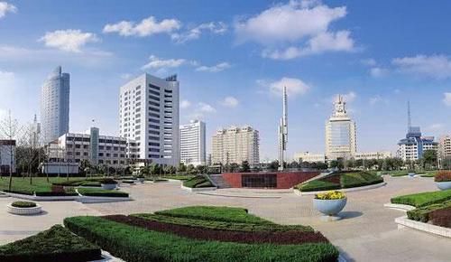  【日本人】中国最干净的几个地方，地上看不见一片垃圾，连日本