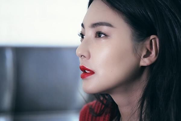 中介证实张雨绮离婚风波后搬家，原住所被挂牌转租每月27万!