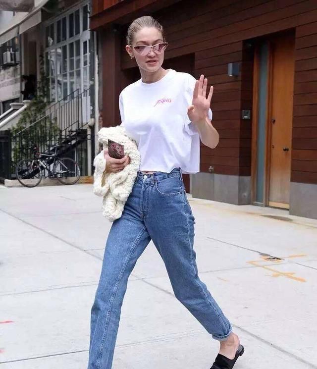 [气质]玛丽莲?梦露最爱的鞋子又复燃了,有气质女人都必备,时髦又好搭