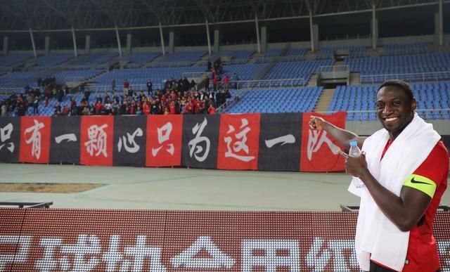  外援@被外援告上国际足联，辽足欠薪8000万无力偿还