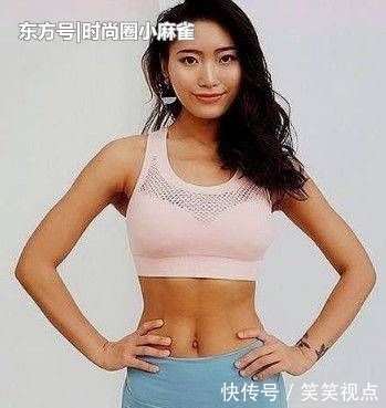 「美女」街拍:迷人清秀的小姐姐,搭配打底裤,更加时尚好看!