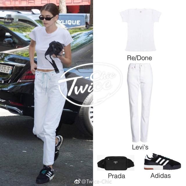 超模辛迪克劳馥17岁女儿身高185, 基础款巴黎出街引得外媒疯狂