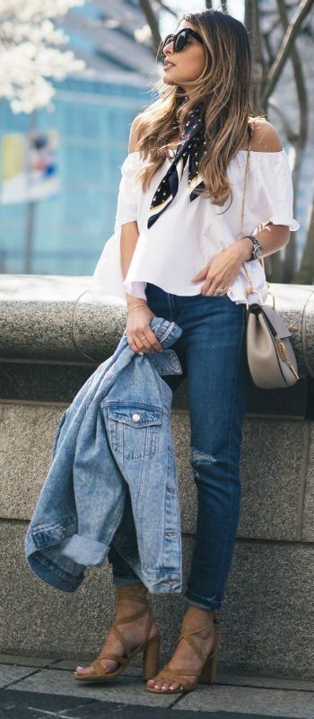 赫本:即便只有很少的衣服，但只要有它，也可以拥有很多美丽