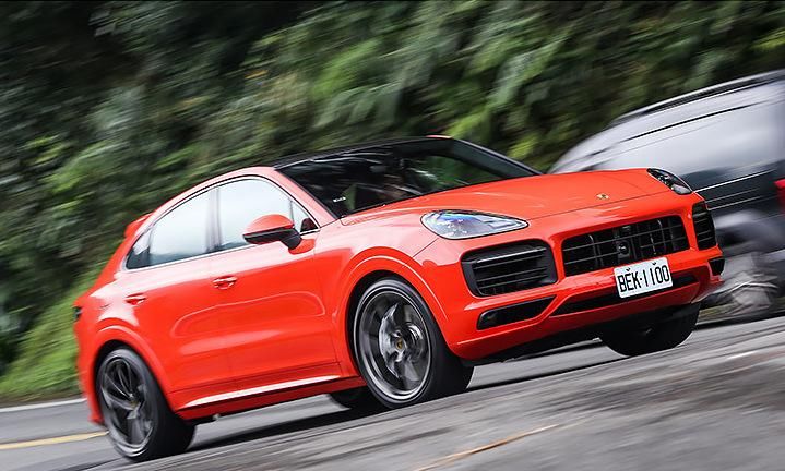  「先前试驾」试驾点评保时捷卡宴Turbo S Coupé综合感受还算不错