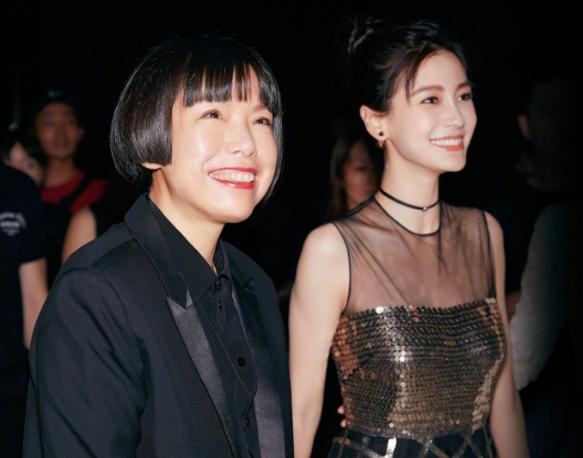 生理期事件之后，baby假吃爆米花被嘲，网友：真不争气