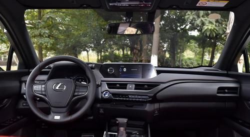  「采用」品质兼质量进口豪华SUV，2.0T混动系统，8.5破百油耗低至4.6L