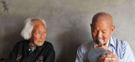 养老保险金新规定年龄一到不用再交钱，一年还能拿1188元