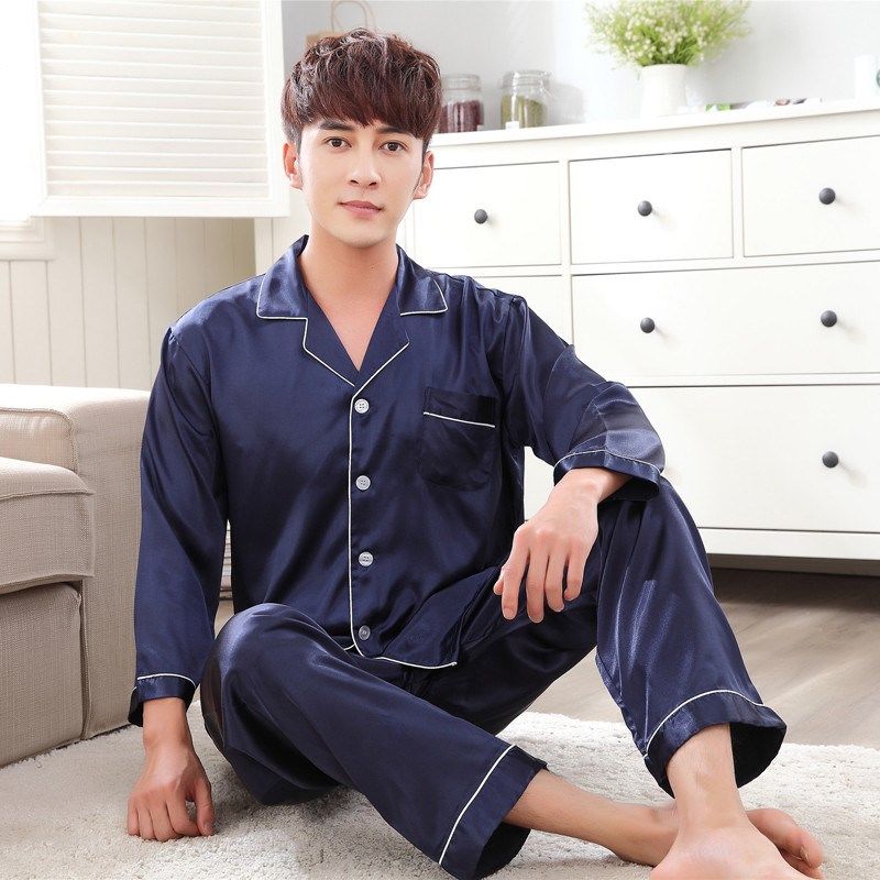 在家休息当然要穿的舒适，最新上新的几款睡衣，让你轻松又自在呢