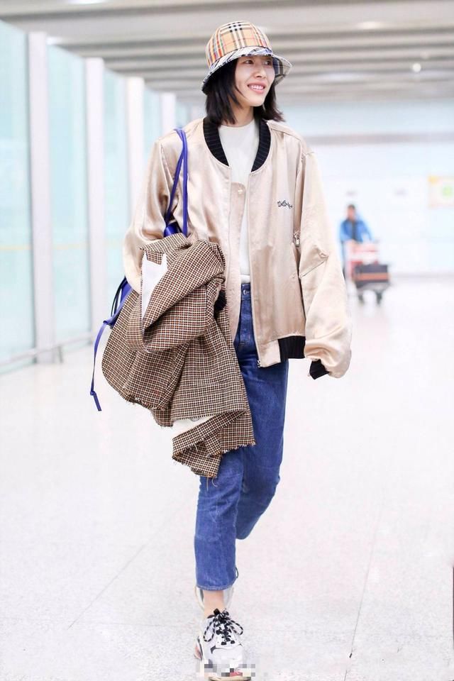 这么穿真显瘦!网友:袁姗姗的“犀牛鞋”，今年必火!