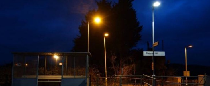 世界上最“荒凉”的火车站，每年就几十个人坐车，政府却不想关停