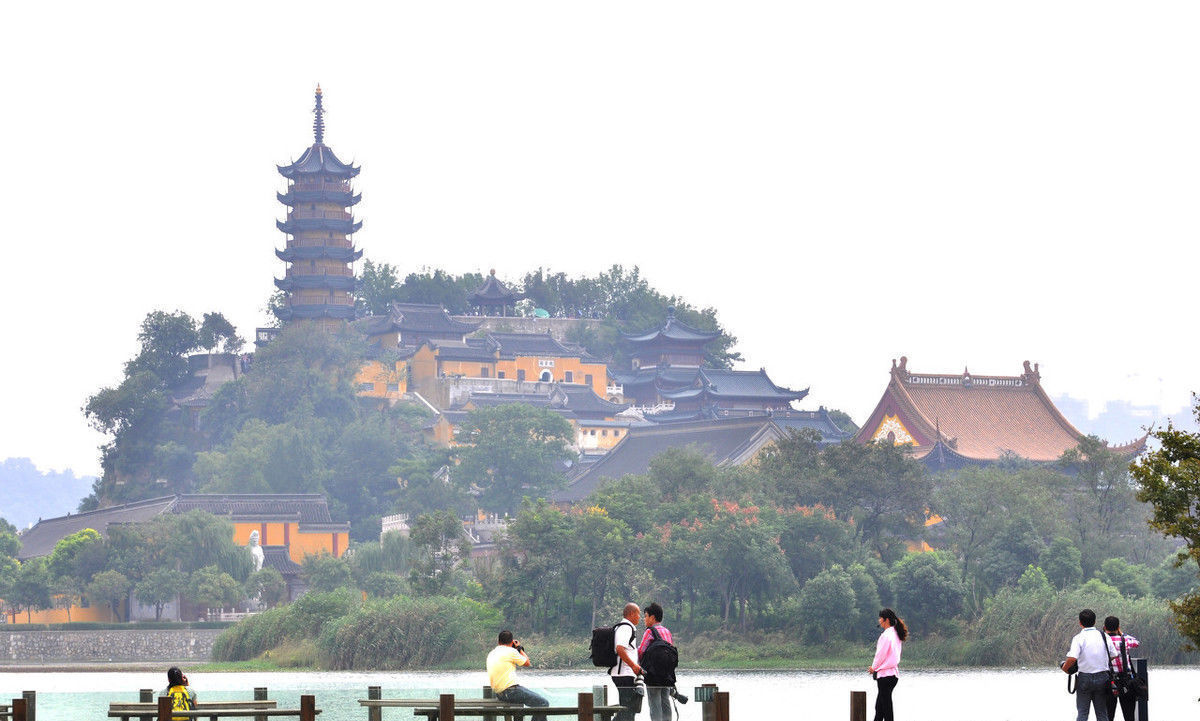 江苏八大名寺著名寺庙，南京3个，苏锡常镇各1个，大多建于南朝!