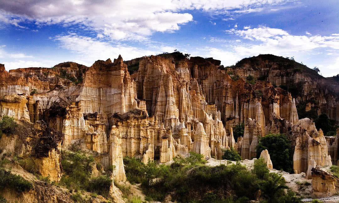 寒假去云南旅游，不去大理丽江你应该怎么玩，这些地方美若仙境