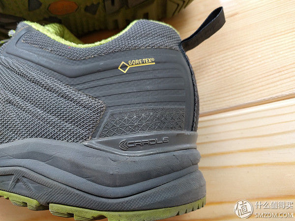 本想买个帽子,结果拿下一双The North Face