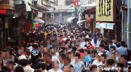 五一从全国各地传回来的照片，太可怕了