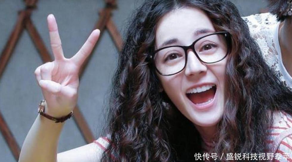 『气质』奔三奔四的女人,千万不要做这几种发型,显老还伤发,看着像大妈!