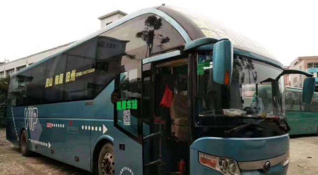 为什么卧铺客车会被国家“取消”？看完以后才发现背后的难言之隐