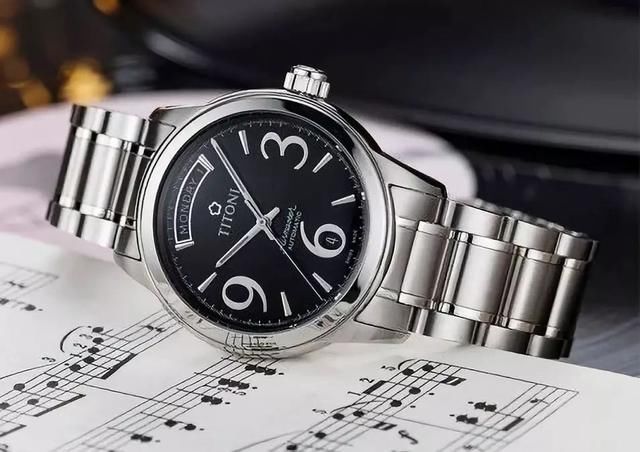 戴这些冷门表款，才显得你与众不同！