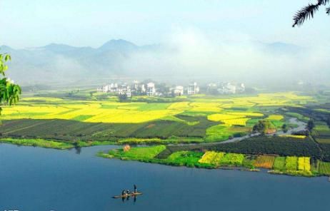 中国必去的九大漂亮小镇，我只去过那个最美的地方，你去过几个？