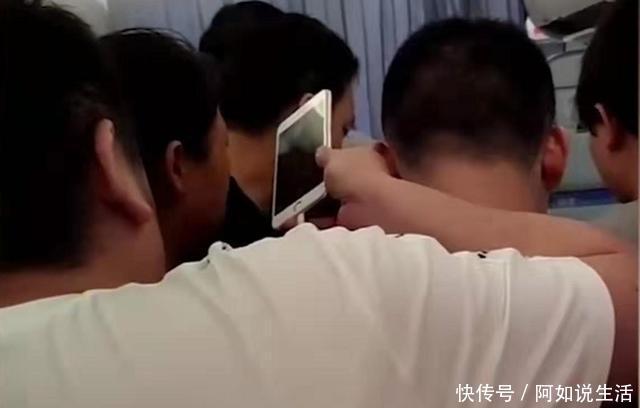  女乘客|女乘客霸占商务舱致航班延30分钟，同机乘客愤怒大喊把她