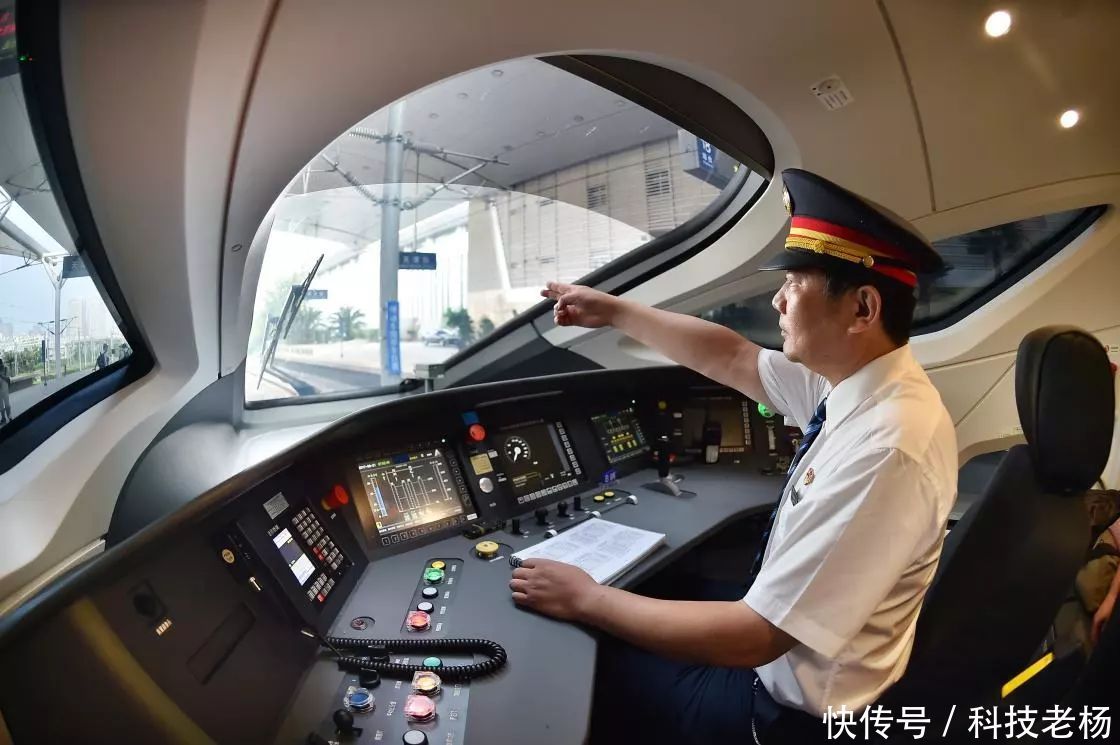 动车拥有自己独立的轨道，为什么却无法在夜间行驶呢？